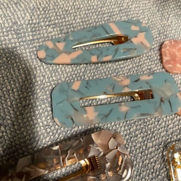 Colorful Beautiful Women’s Hair Barrettes - Picture 8 of 14